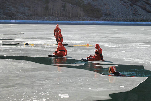 Lake Ice Rescue Training at Lundy Lake